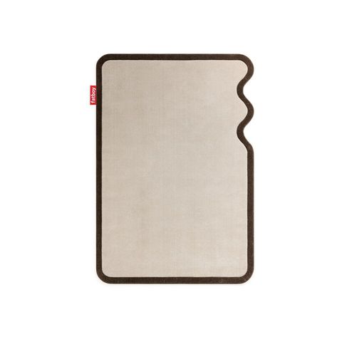 fatboy-carpet-petit-not-straight-creme-brown-packshot-01-107423