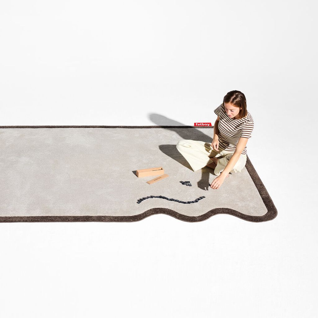 fatboy-carpet-petit-not-straight-creme-brown-masterpiece-01-107423