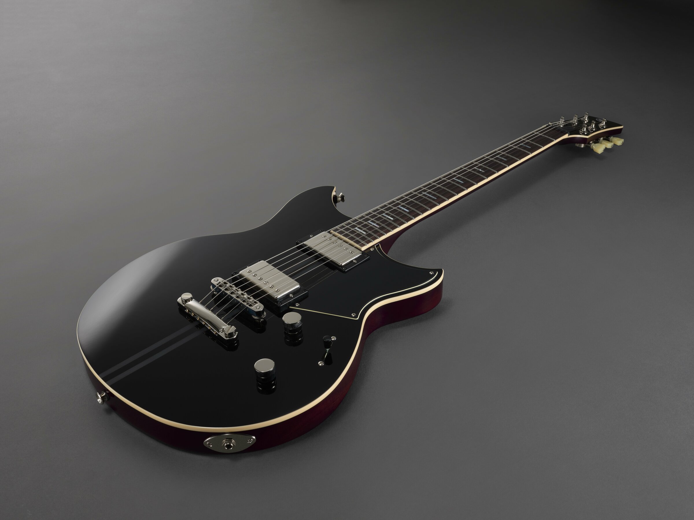 Yamaha REVSTAR Standard Series RSS20 Electric Guitar - Black