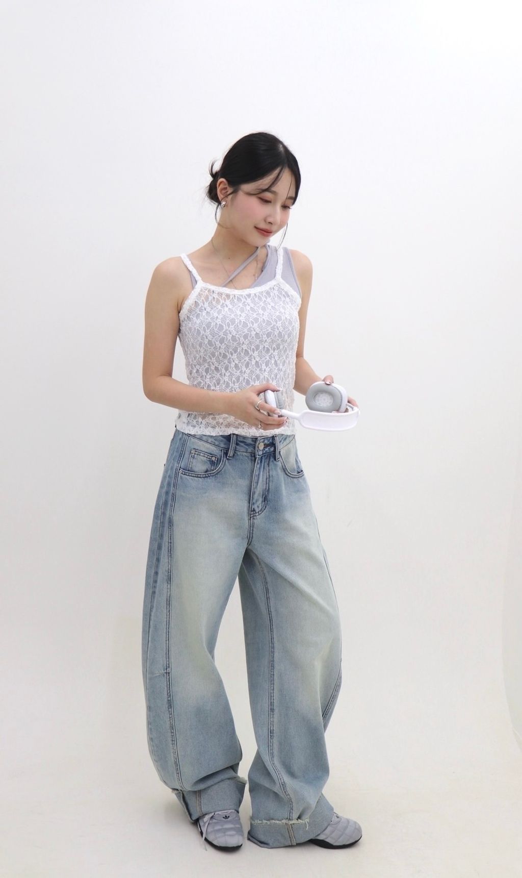 57FEEB7D-7D34-45B0-96B8-149C61117410