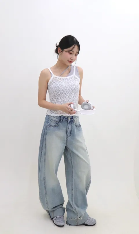 57FEEB7D-7D34-45B0-96B8-149C61117410