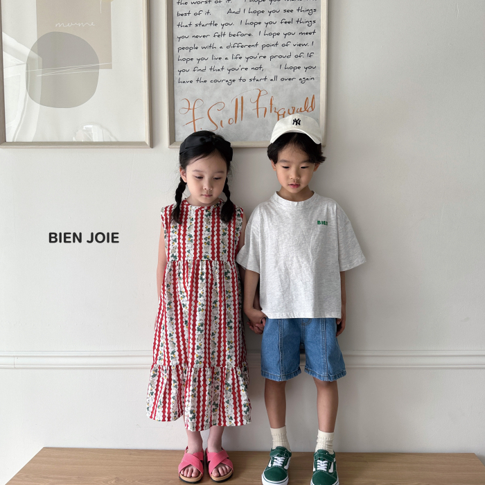 E8136A35-9749-4249-9708-03EA063B405E