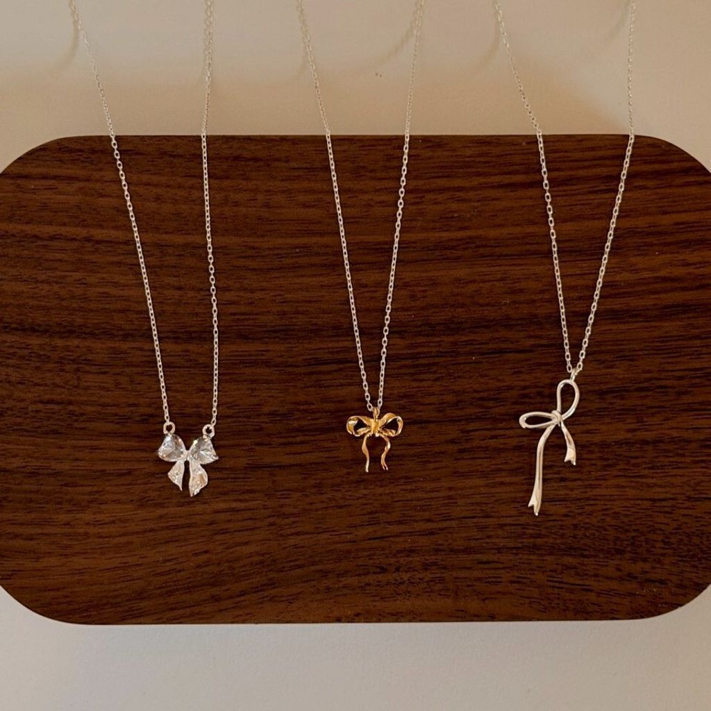 《純白夢境》A03 立體心型蝴蝶結水鑽項鍊