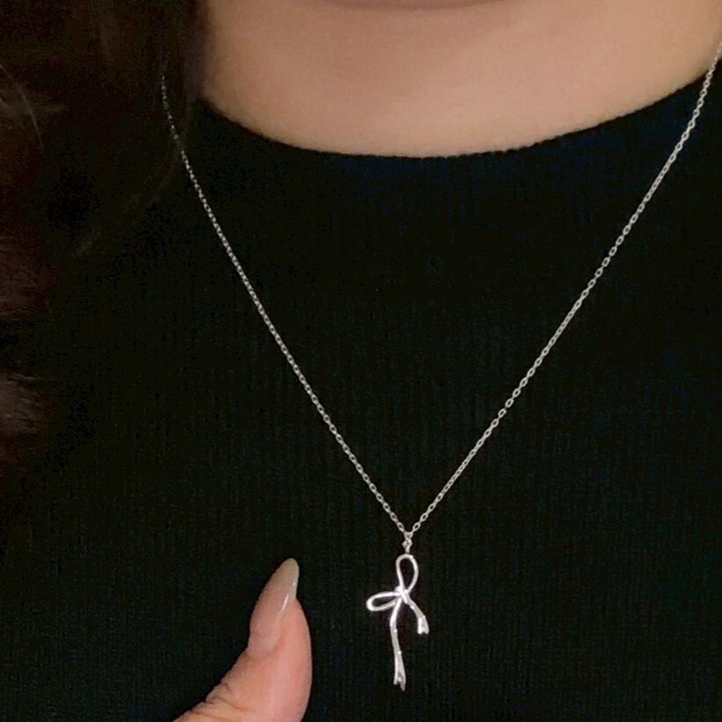 《自留 氛圍感》長絲帶蝴蝶結純銀項鍊