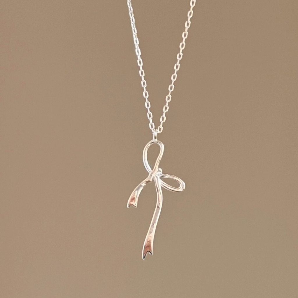 《自留 氛圍感》長絲帶蝴蝶結純銀項鍊