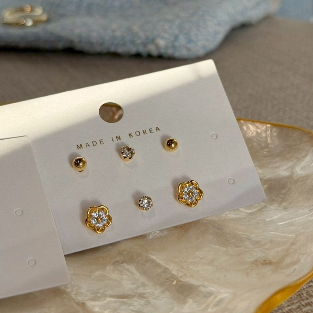 S902 鑲鑽小寶石耳針三件組 Tiny Gems Trio