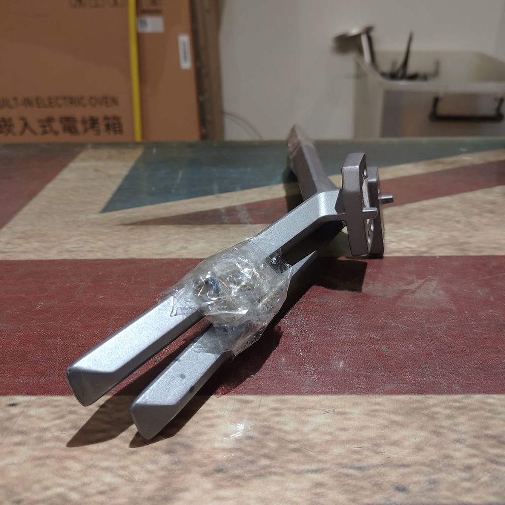 tw-11134207-820lg-mlixxiwbpm9t8f