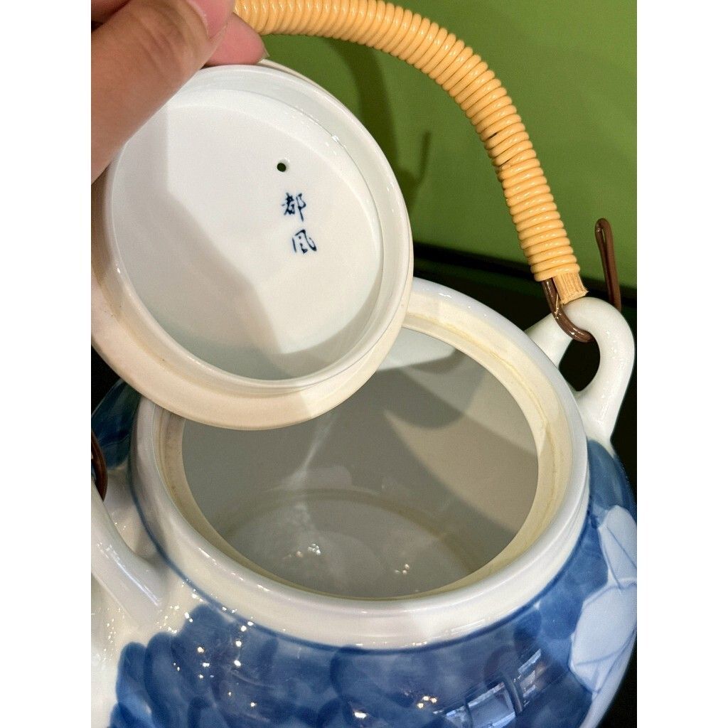 tw-11134207-820l9-mlot31vzd3485b