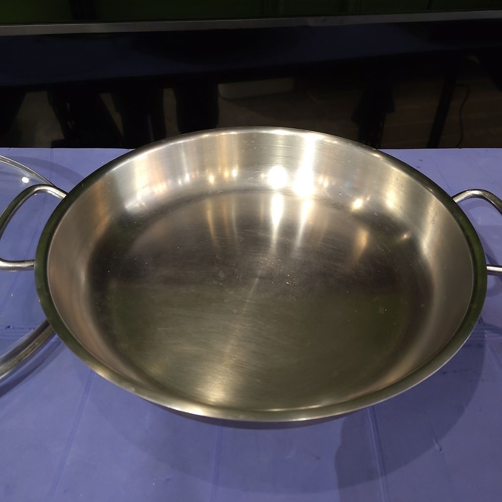 tw-11134207-820lg-mlt3d7bjpq80c4