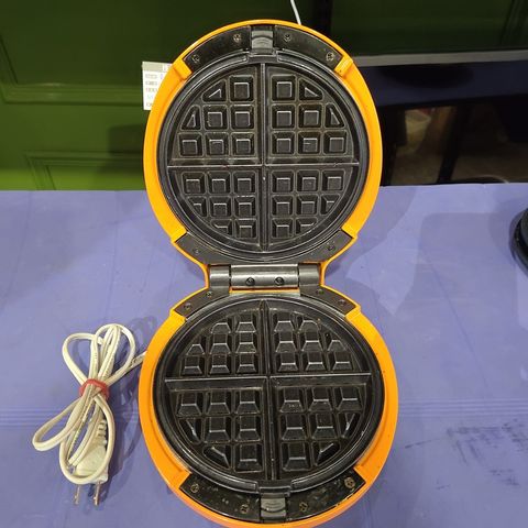 tw-11134207-820l4-mlvyzisuve9vc6