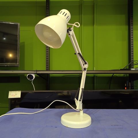 tw-11134207-820l9-mlvza4ejd5hf8e