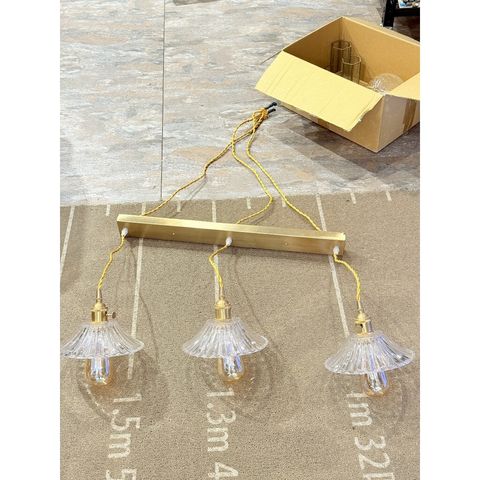 tw-11134207-820li-mm5vj2jn3hu761