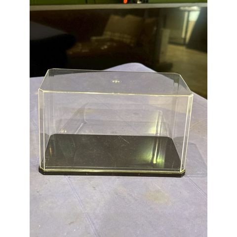 tw-11134207-820lf-mmbnlzf8i70l09