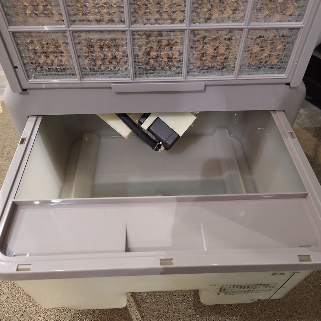 tw-11134207-820lg-mn9u0l2207ig62