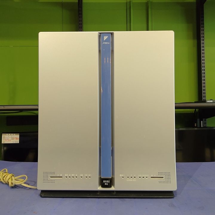 tw-11134207-820l9-mq1okhk8pgjyb0