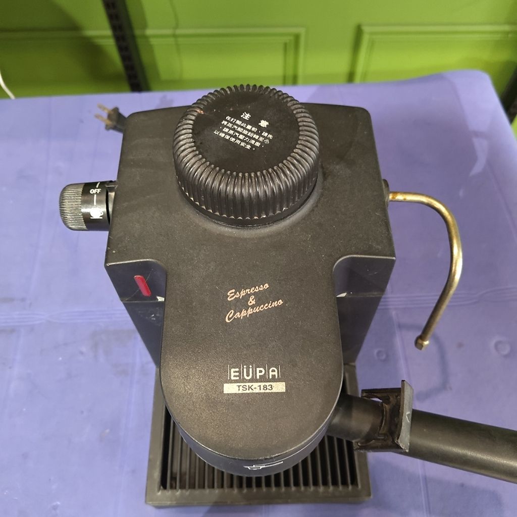 tw-11134207-820l8-mqrjmztp5ogd0b