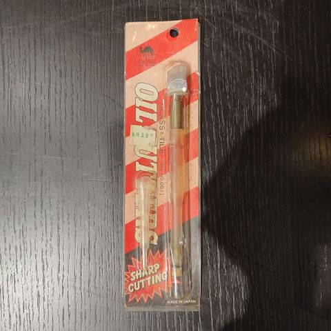 tw-11134207-820lc-mqymb81u1sek25