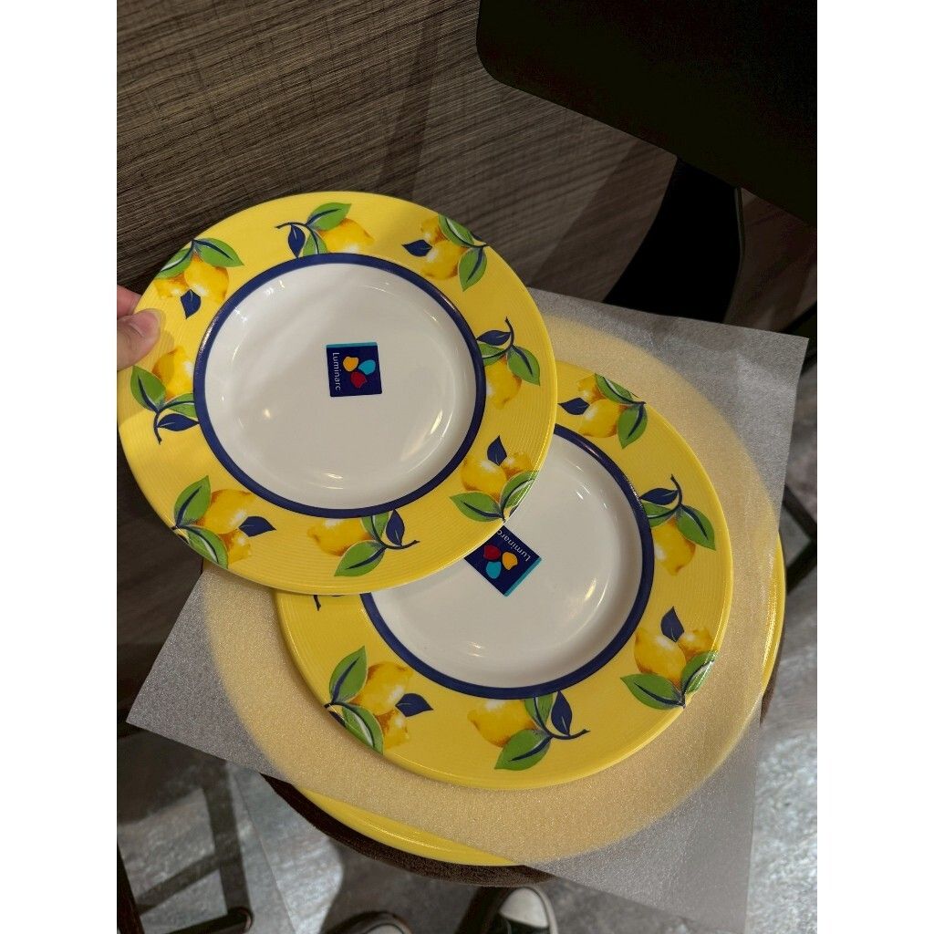 tw-11134207-81ztm-mi2w4p44d6v788