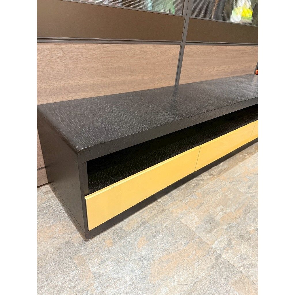 tw-11134207-81zth-mi5ou5utoy6843