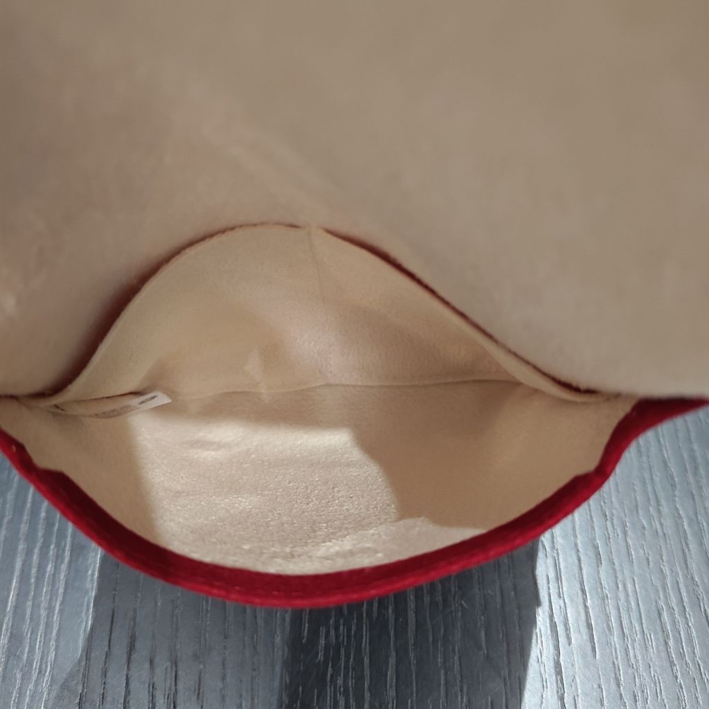 tw-11134207-81ztp-mj8cqjzzrx8g71