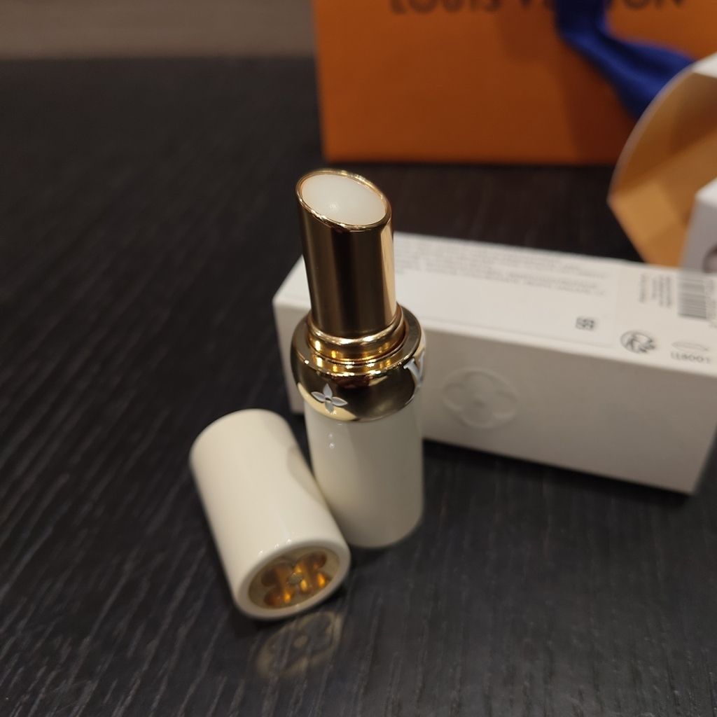 tw-11134207-81ztg-mj8d7cobv8jo86