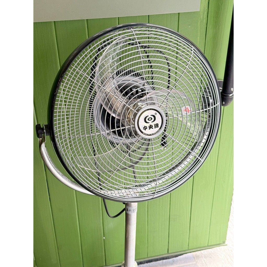 tw-11134207-820li-mketl8gt6osi34