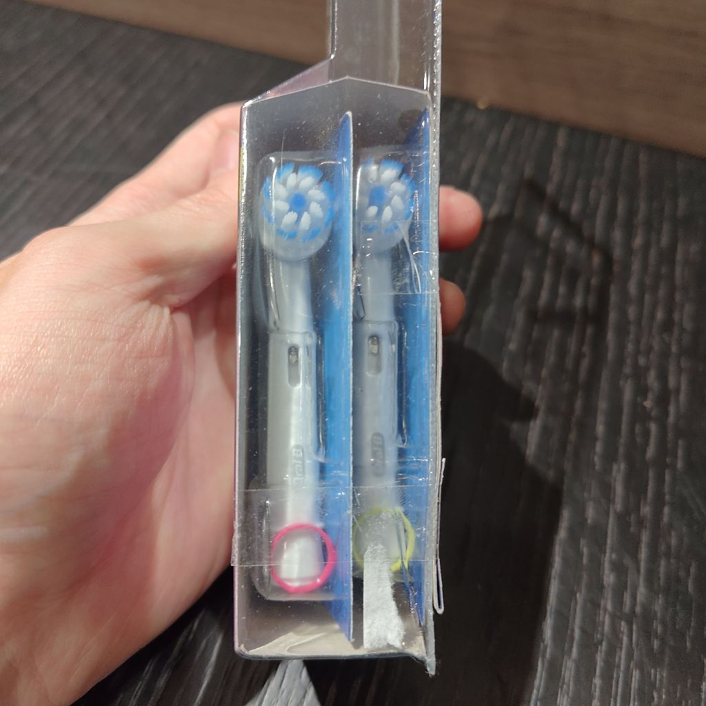 tw-11134207-820lh-mkewk7pxrsw4d6