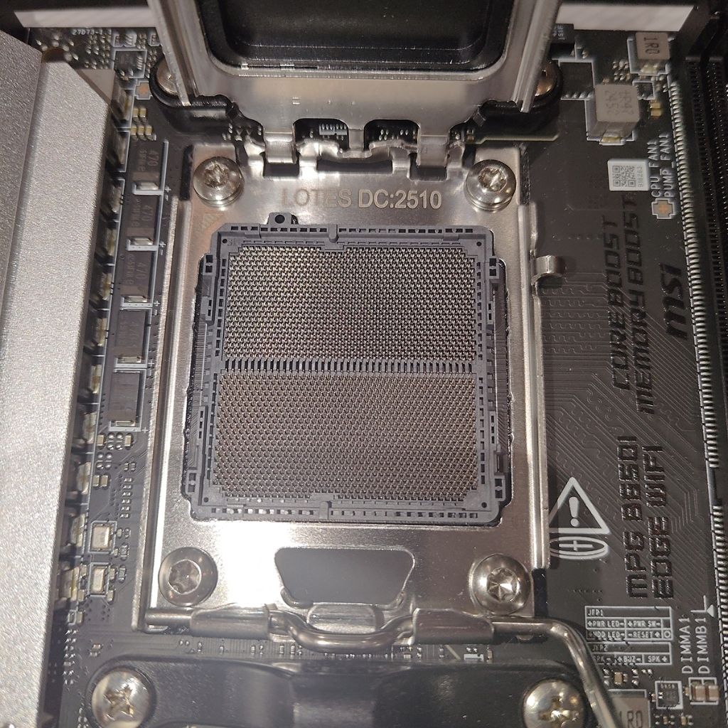 tw-11134207-820lf-mkhnrjh6hgjp30