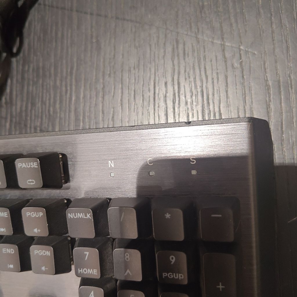 tw-11134207-820l7-mkhnx7436vig1e