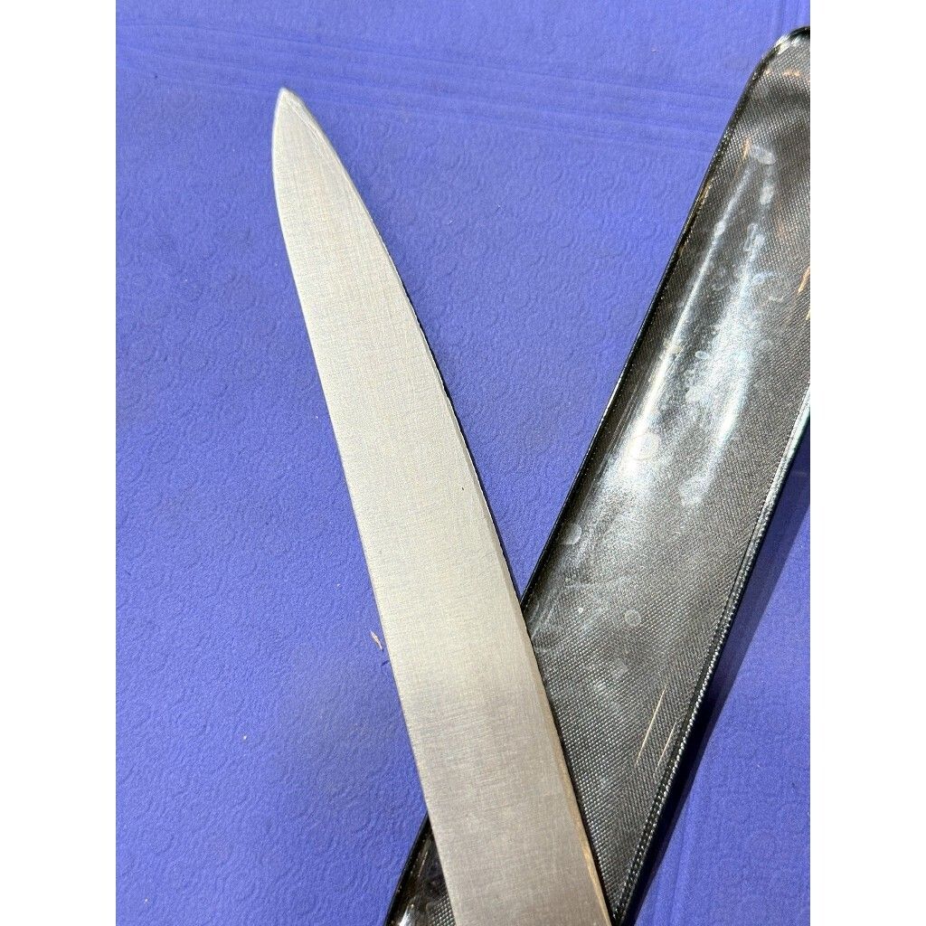 tw-11134207-820l8-mkmbf17nlg5h65