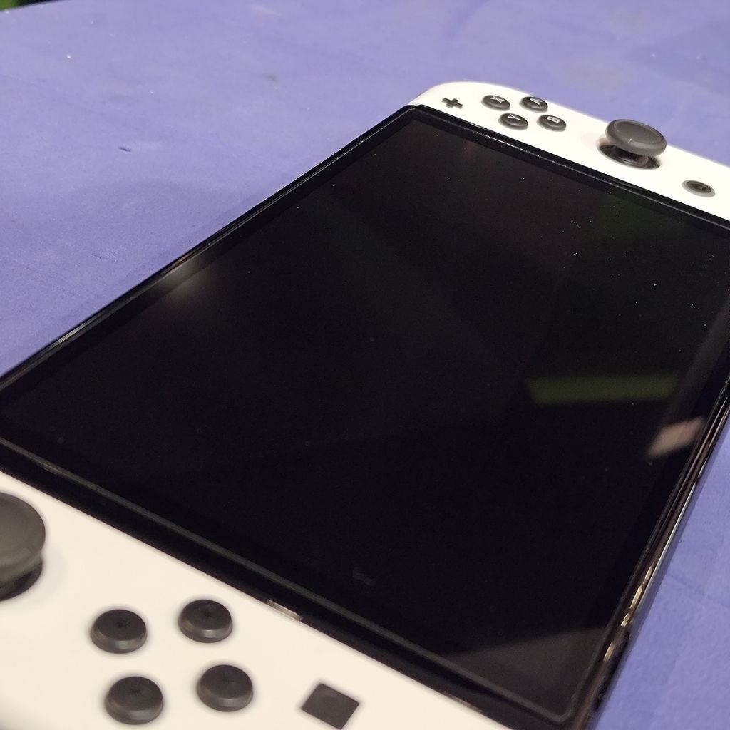 tw-11134207-820li-mkne5l4fd9fk0f