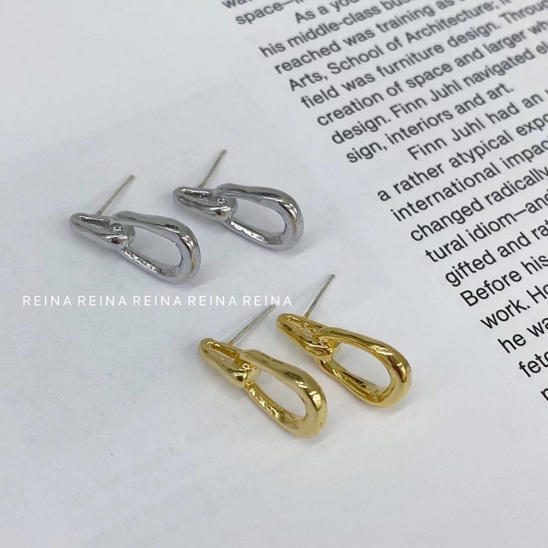 CFE5D858-BAB8-4965-BBBE-B8AAA1EB4ECD