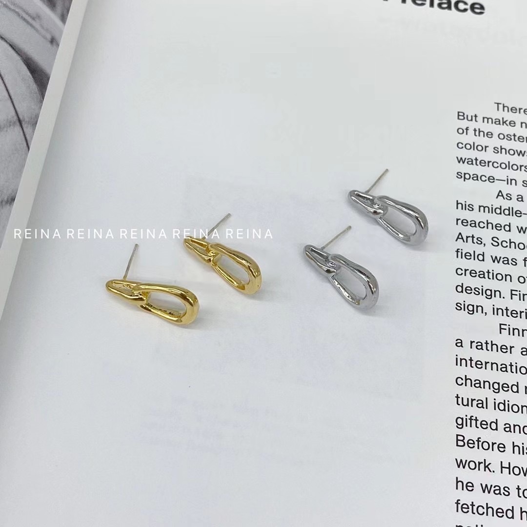 72285AC0-B14B-473D-8B3D-E0C1F69EB915