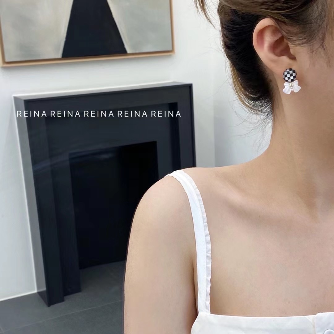 BBF55721-9529-4E46-969C-32D9B064590C