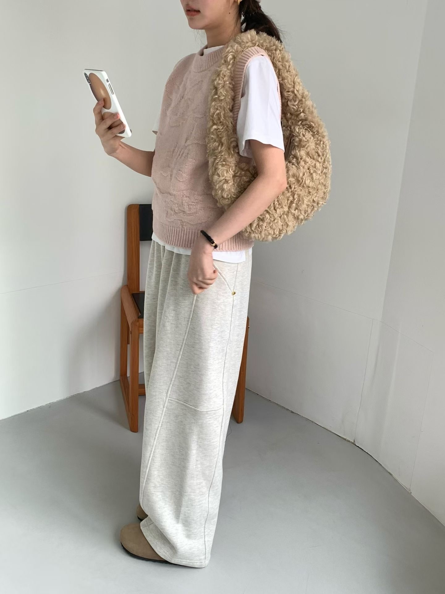 image_CE9951ED-EE6B-479A-9B06-96B1F31E9F61_1763889917