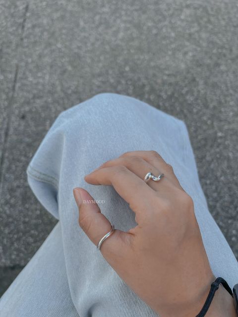 AA359E08-D6A7-4E23-9150-BE46B5714879