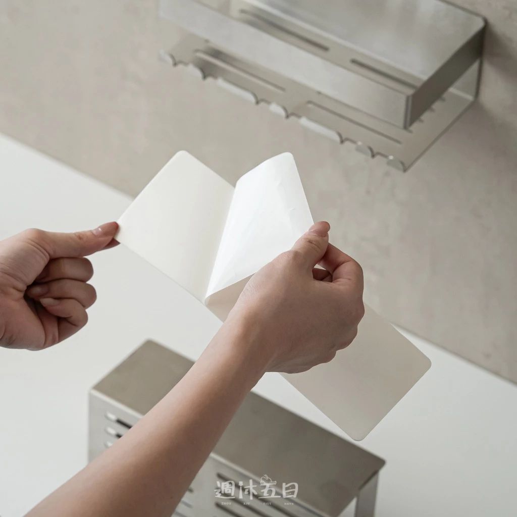 tw-11134211-820l9-mn3ytwb6l0jkc4