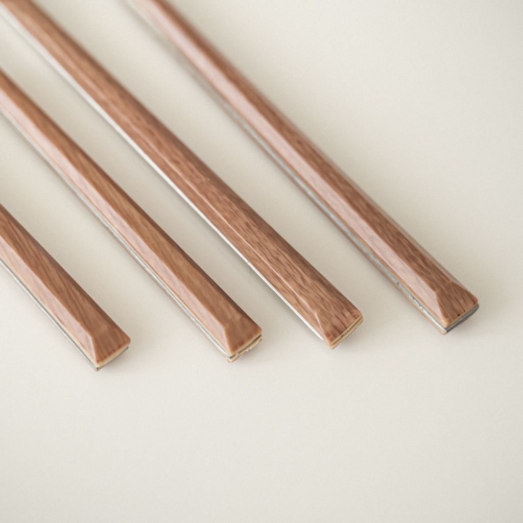 tw-11134207-7ra0o-mcucdwse48cfdc