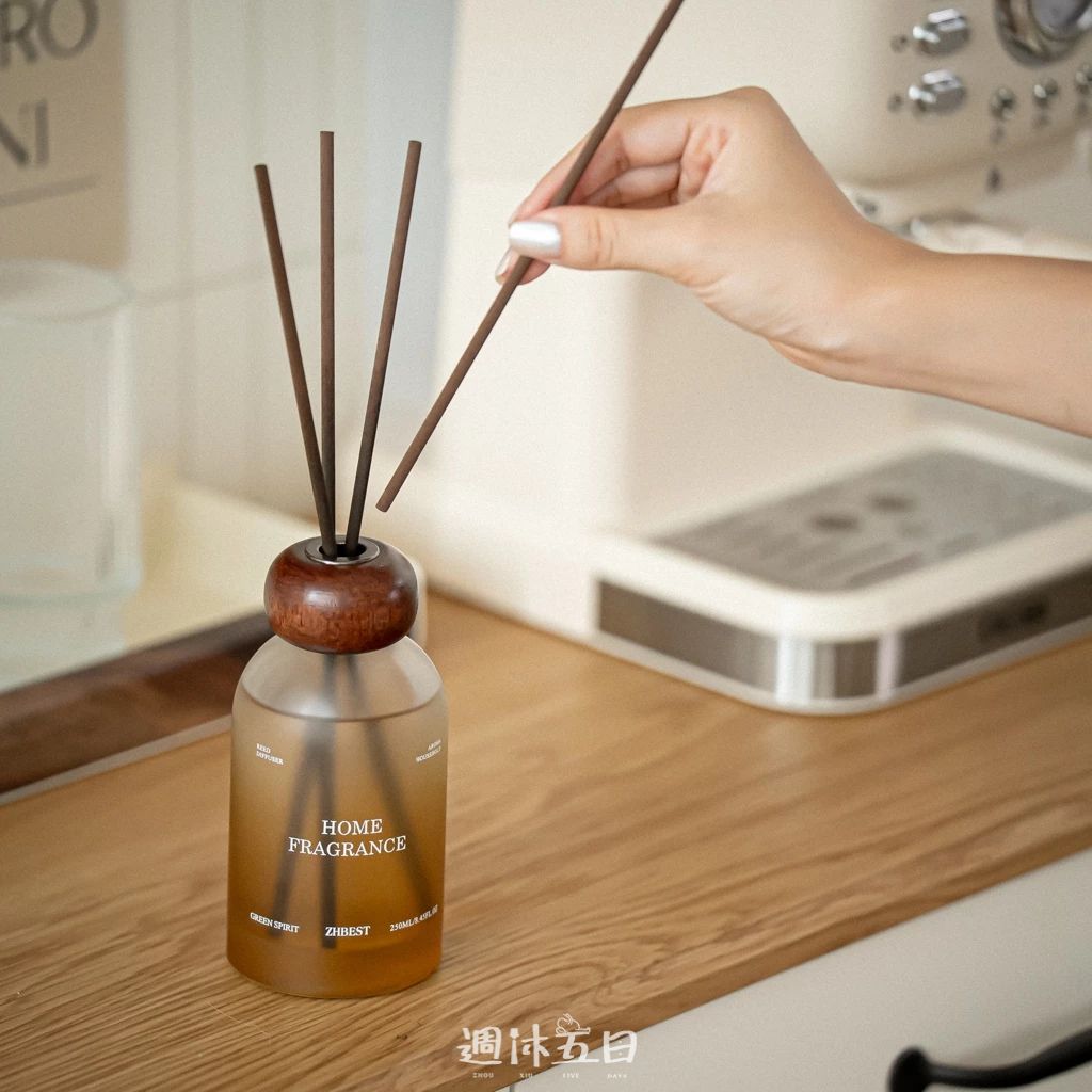 tw-11134211-7ra0r-mcuev691kchr83