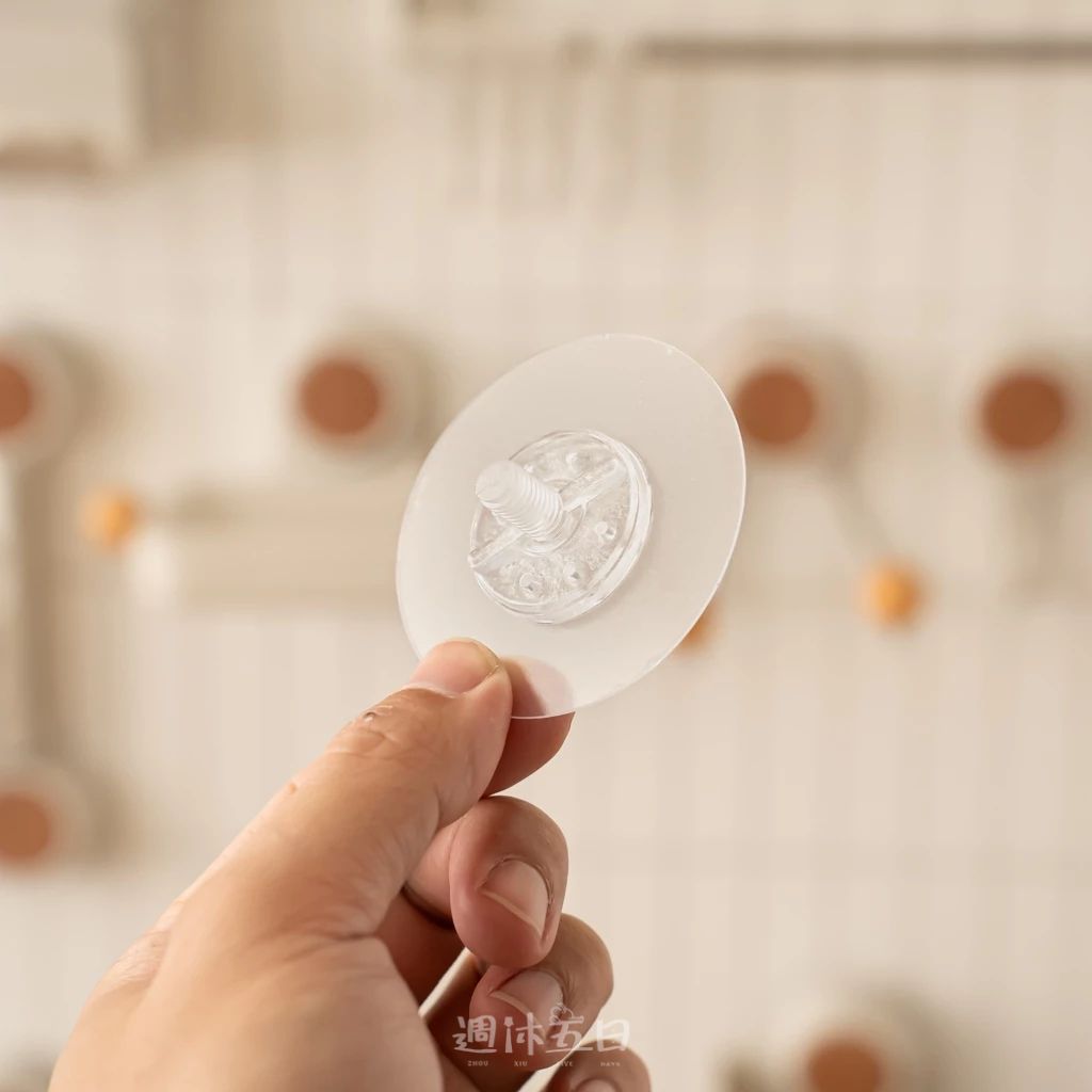 tw-11134211-820lh-mkkmykp4gi6eea