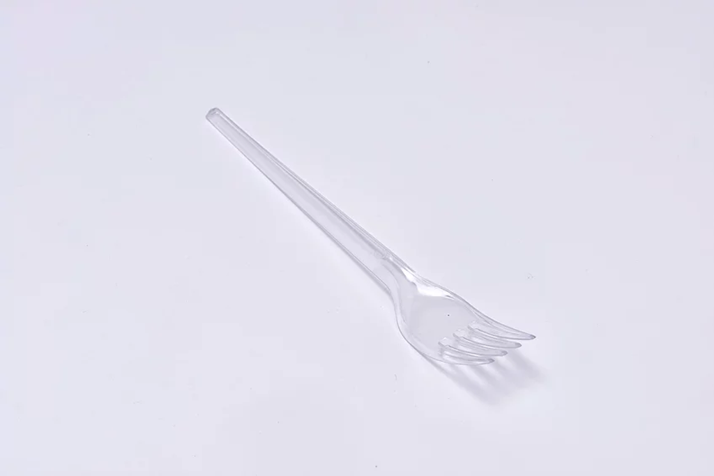 Plastic Fork 6.5 Transparent.jpg