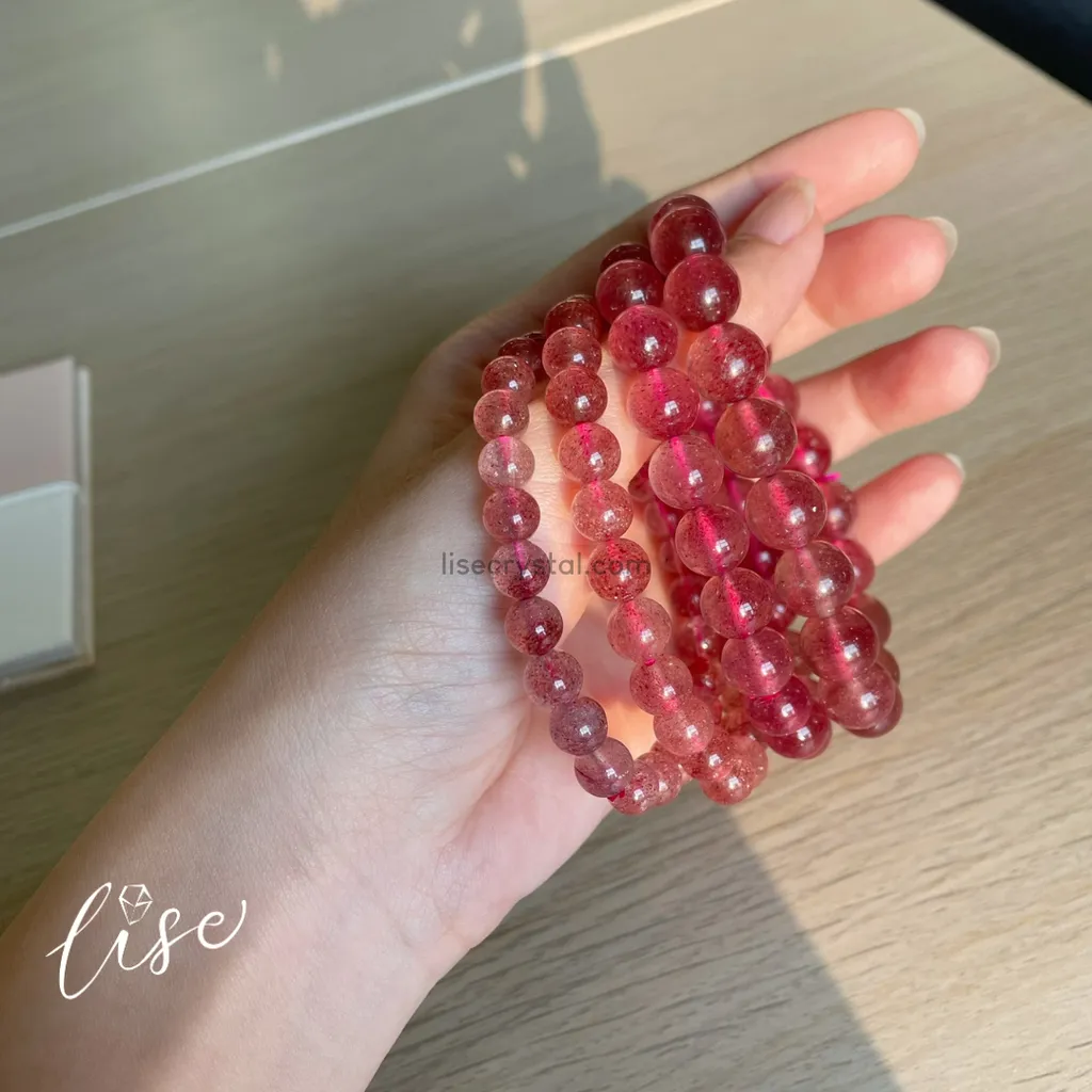 Strawberry Quartz - Lise Crystal