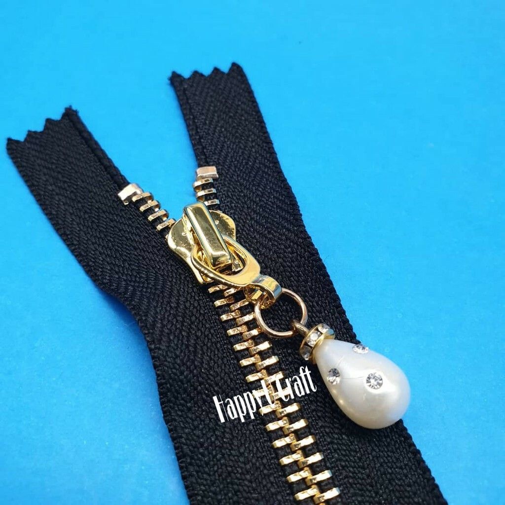 04989e7e487064e726349cc65b5cf98f