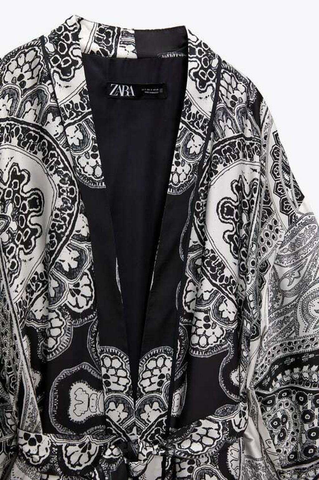 PRINTED KIMONO 4.jpg