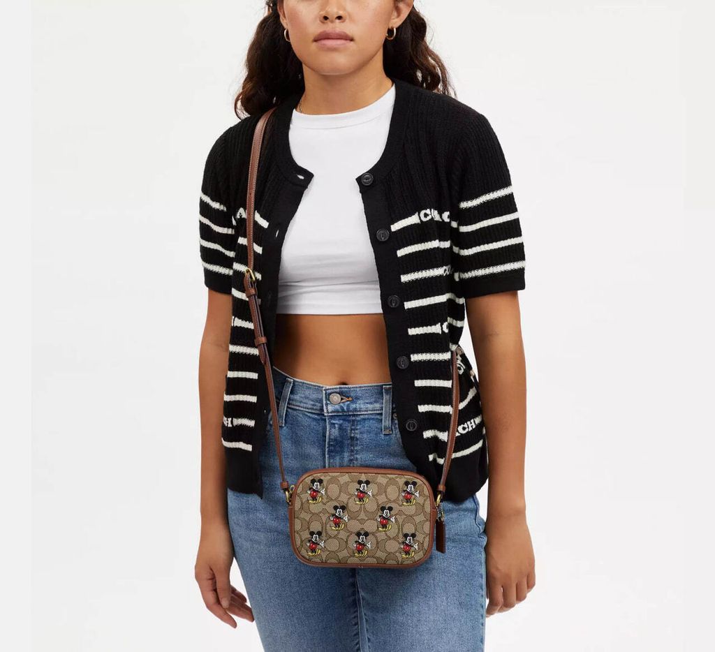 国内発送♪Disney X Coachコラボ商品☆Mini Jamie Camera Bag NWT Disney X Coach Mini Jamie Camera Bag In Jacquard With