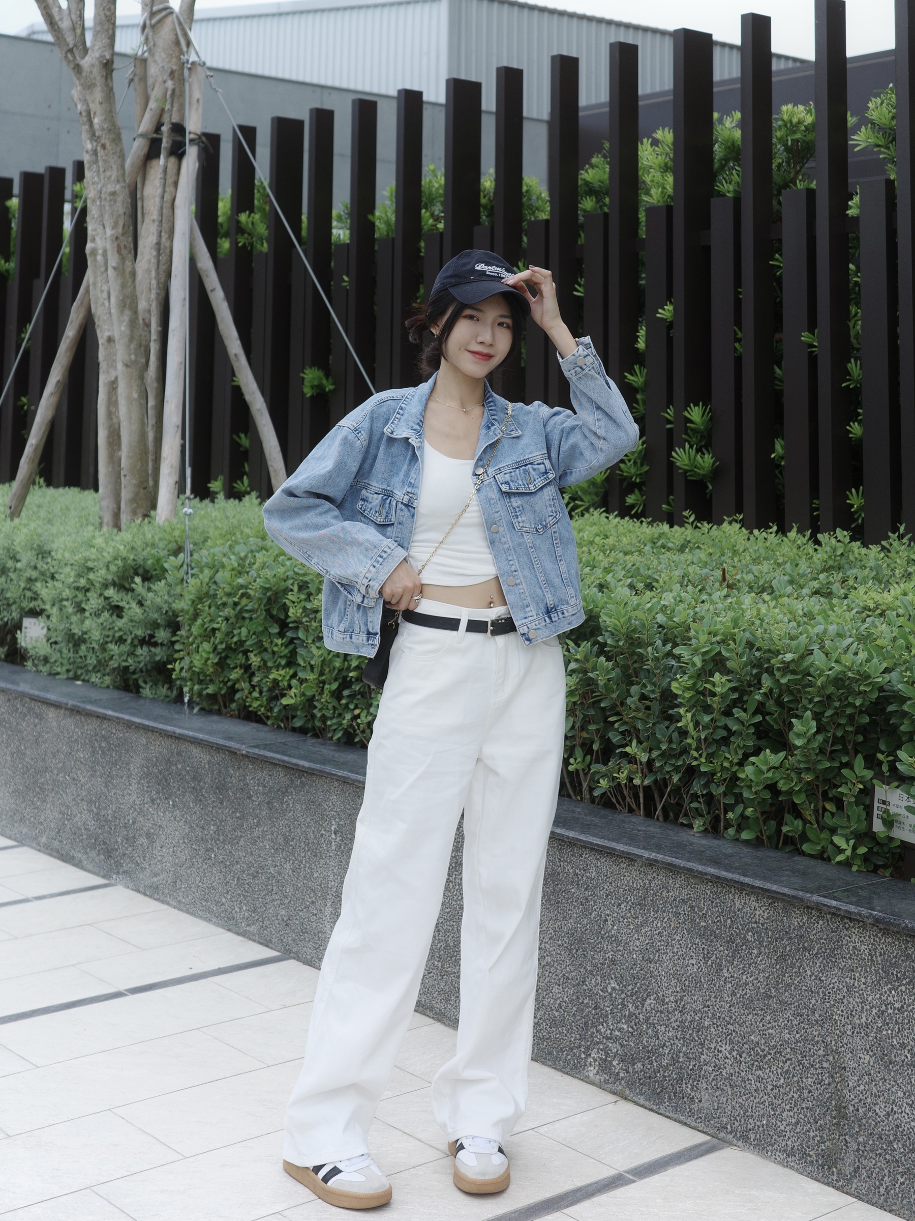 R0006527-1728104278256