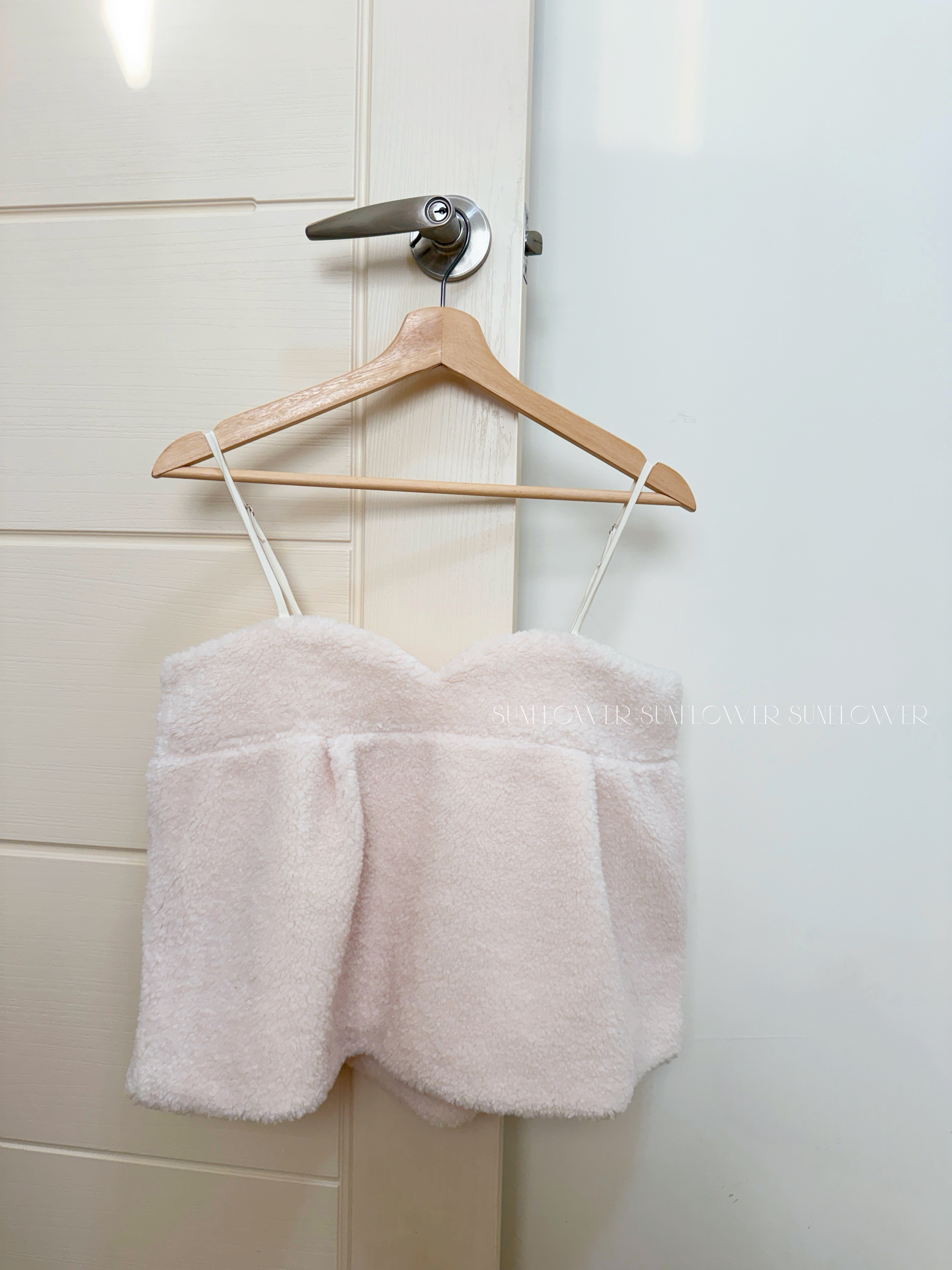 5B39D6BC-9F76-418A-82EB-1F4AFC99B9FD