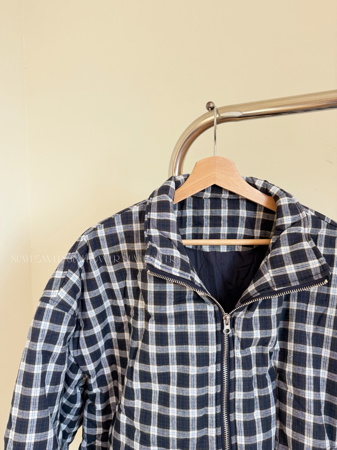 6607E9BF-E0BF-41CF-BBFD-E07CF0EA7136