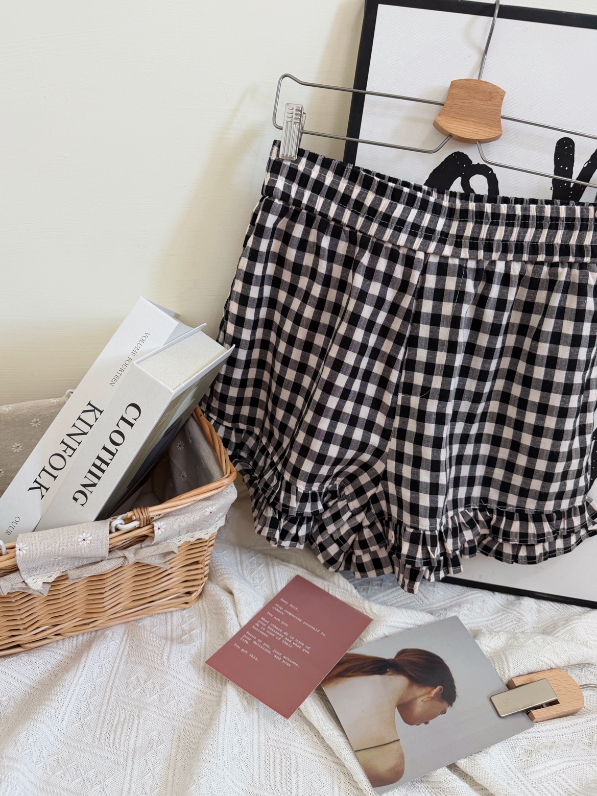 AF1560C9-BB0D-458A-9773-5F3A34E2F192