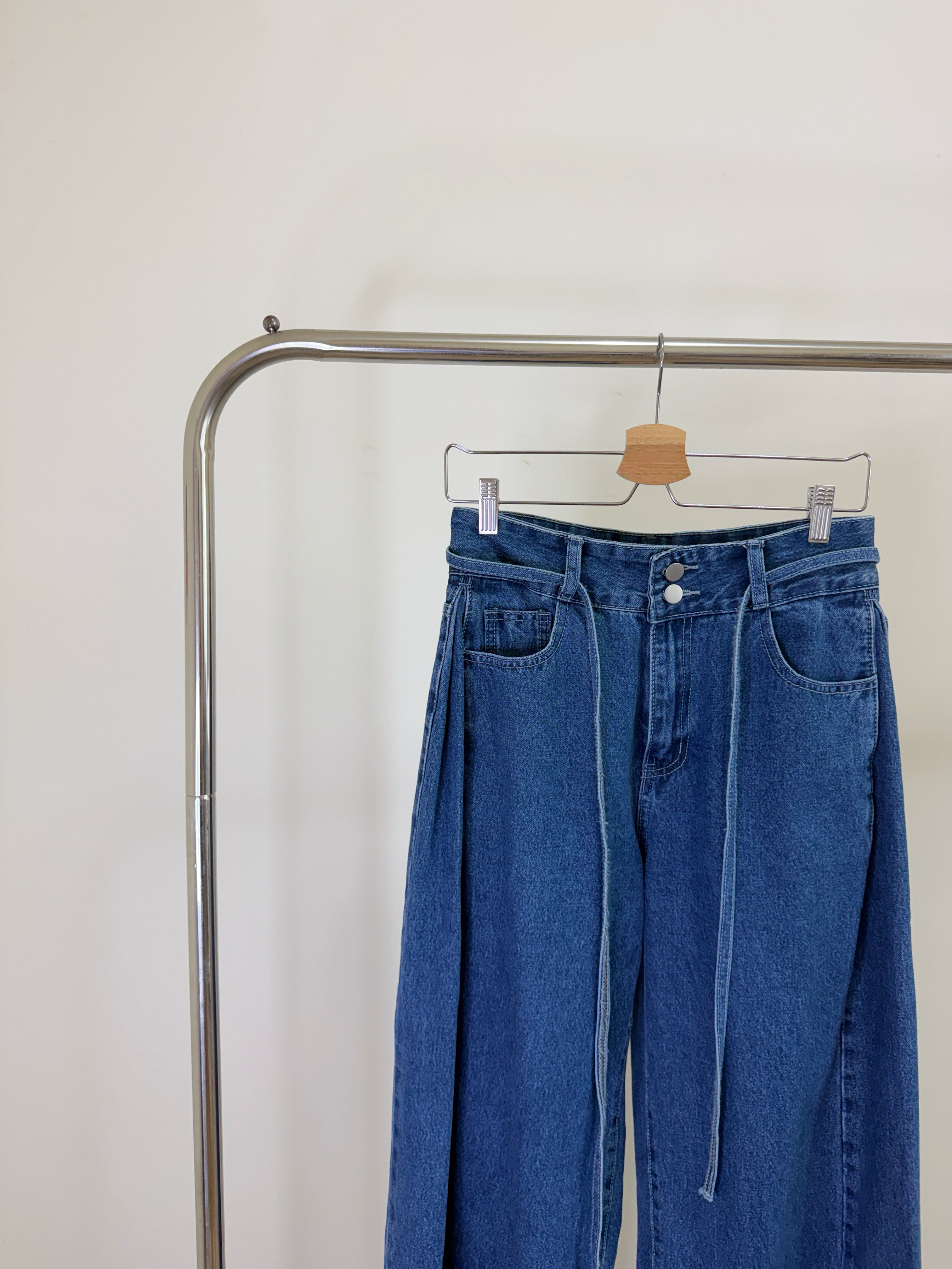 69654928-4A5A-4A93-AFCF-2D66EE3D7A62